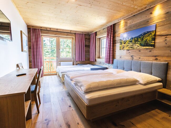 Doppelzimmer mit einem Doppelschlafsofa